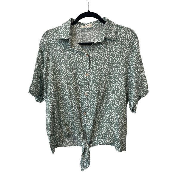 AndTheWhy Shirt Size Small Short Sleeve Button Down Tie Front Blouse Green White - Picture 1 of 7